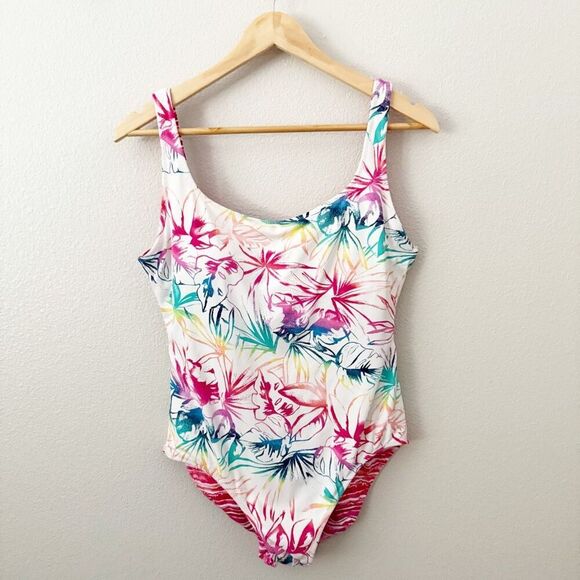 DSF | Rainbow Fronds Reversible One-Piece Swimsuit Paradise Coral Pink | Large - Picture 8 of 10